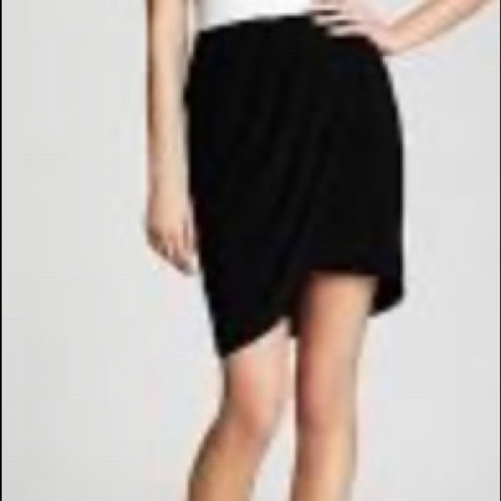 Tahari Martina NWT full-lined jersey faux wrap